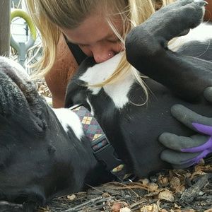 Meet your Posher, Emilee